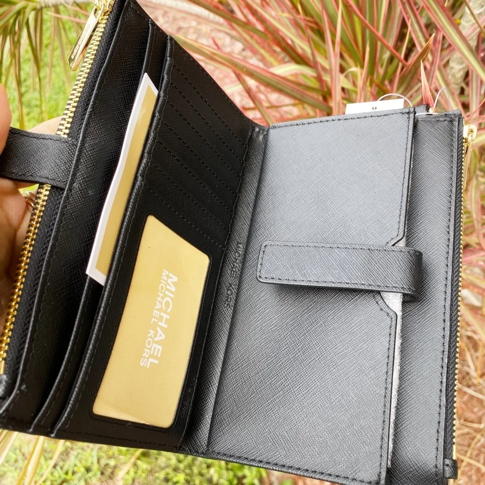 Michael Kors Wristlet Leather Phone Case Wallet